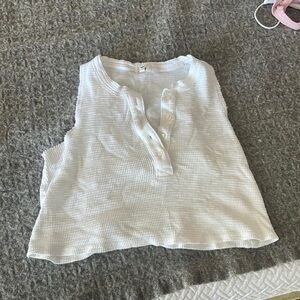 Aerie NEVER WORN white cropped button down shirt